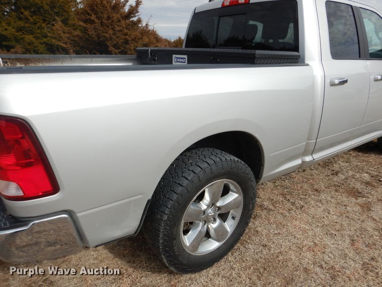 image for item DF7384 2017 Dodge Ram 1500 Big Horn Quad Cab pickup truck