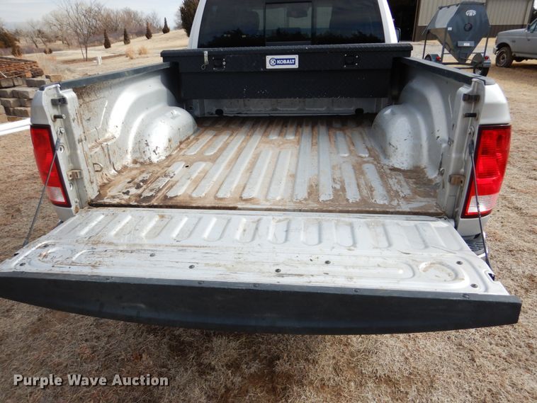 image for item DF7384 2017 Dodge Ram 1500 Big Horn Quad Cab pickup truck