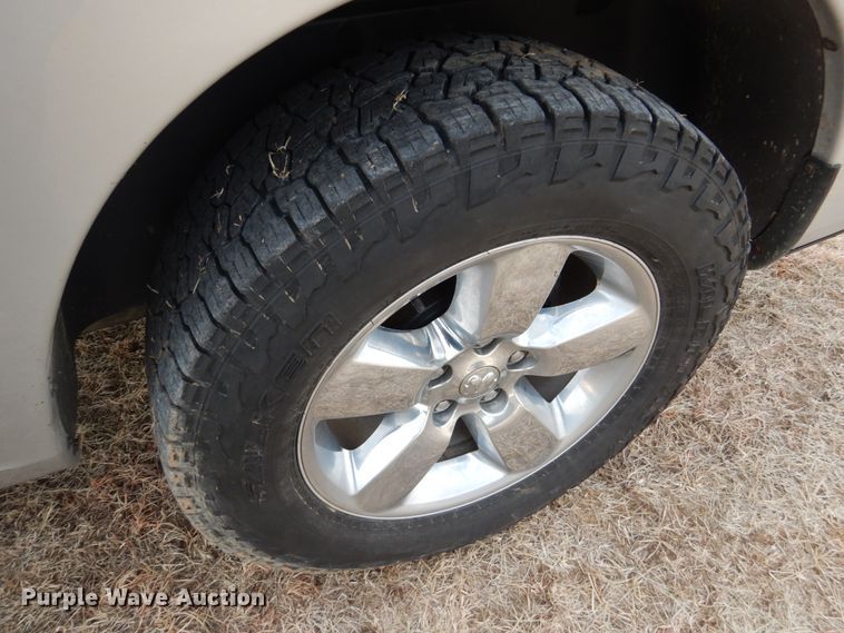 image for item DF7384 2017 Dodge Ram 1500 Big Horn Quad Cab pickup truck