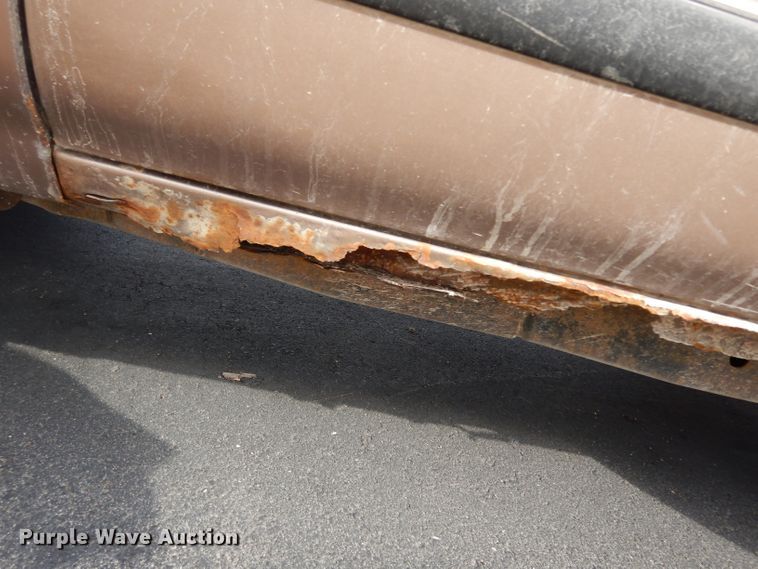 image for item DG6327 1996 Chevrolet Blazer LS SUV