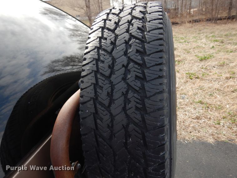 image for item DG6327 1996 Chevrolet Blazer LS SUV