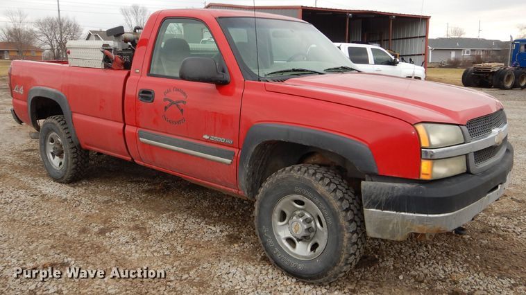 image for item DH4311 2004 Chevrolet Silverado 2500HD pickup truck