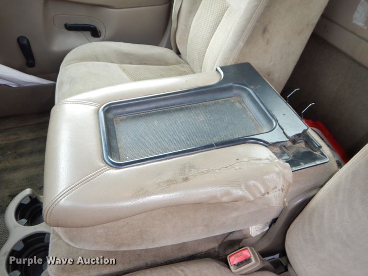 image for item DH4311 2004 Chevrolet Silverado 2500HD pickup truck