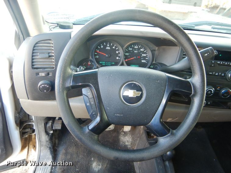 image for item DH4436 2010 Chevrolet Silverado 1500 Crew Cab pickup truck