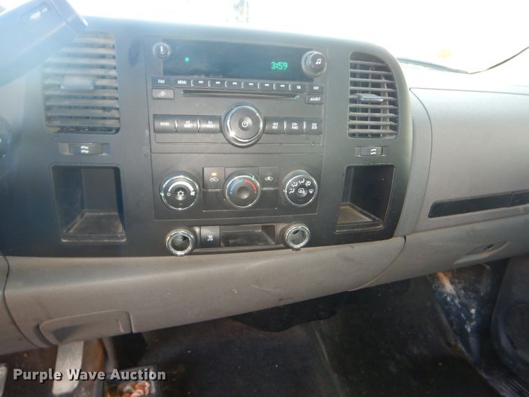 image for item DH4436 2010 Chevrolet Silverado 1500 Crew Cab pickup truck