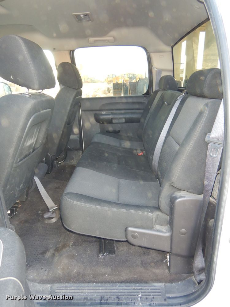 image for item DH4436 2010 Chevrolet Silverado 1500 Crew Cab pickup truck