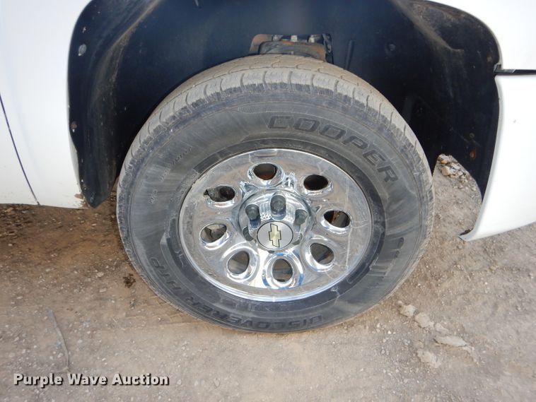 image for item DH4436 2010 Chevrolet Silverado 1500 Crew Cab pickup truck