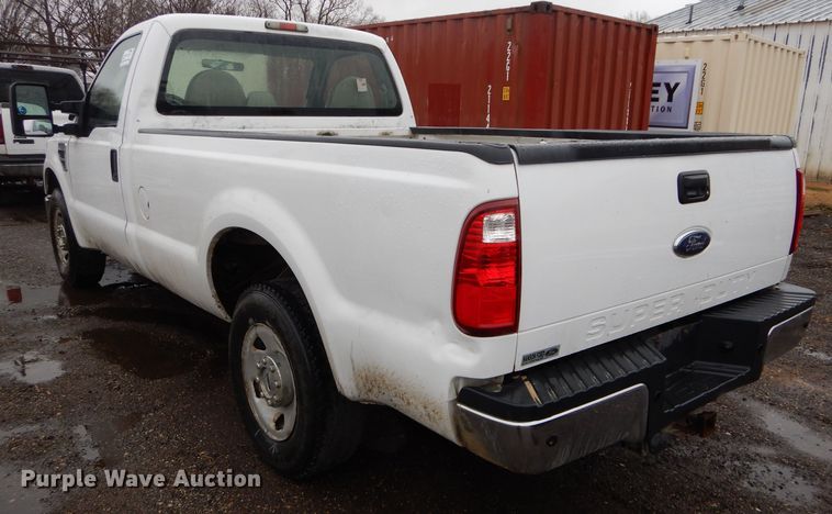 image for item DH4443 2008 Ford F250 Super Duty pickup truck