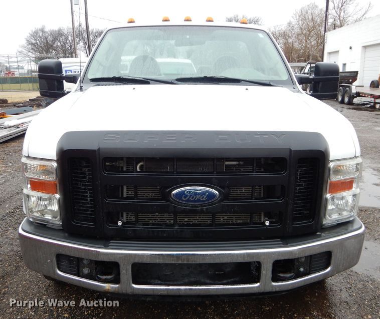 image for item DH4443 2008 Ford F250 Super Duty pickup truck