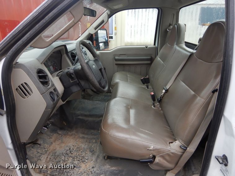image for item DH4443 2008 Ford F250 Super Duty pickup truck