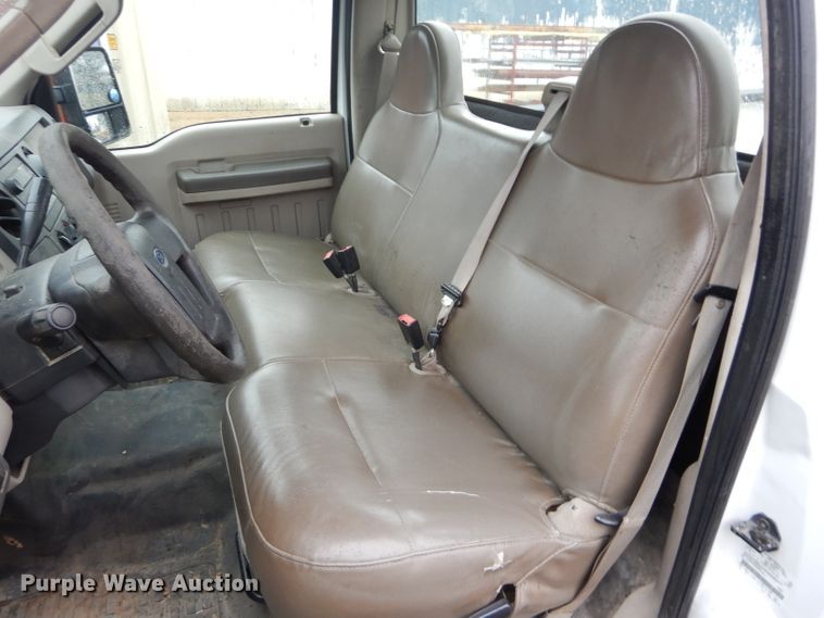 image for item DH4443 2008 Ford F250 Super Duty pickup truck