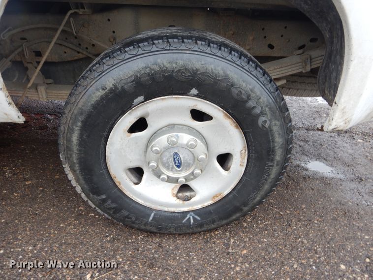 image for item DH4443 2008 Ford F250 Super Duty pickup truck