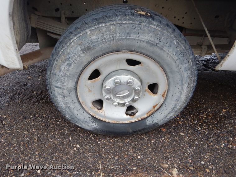 image for item DH4443 2008 Ford F250 Super Duty pickup truck