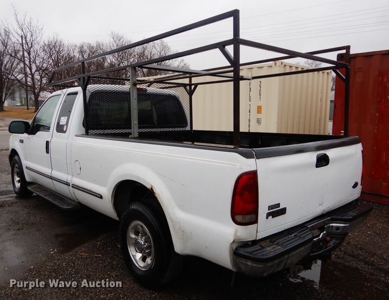 image for item DH4444 1999 Ford F250 Super Duty SuperCab pickup truck