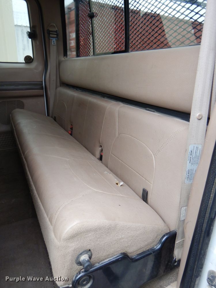 image for item DH4444 1999 Ford F250 Super Duty SuperCab pickup truck