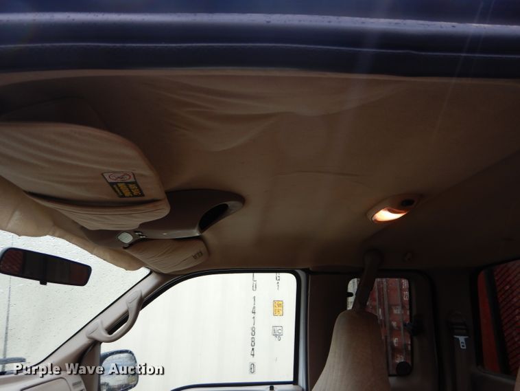 image for item DH4444 1999 Ford F250 Super Duty SuperCab pickup truck