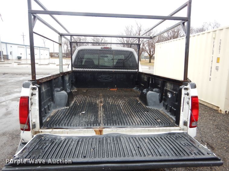 image for item DH4444 1999 Ford F250 Super Duty SuperCab pickup truck