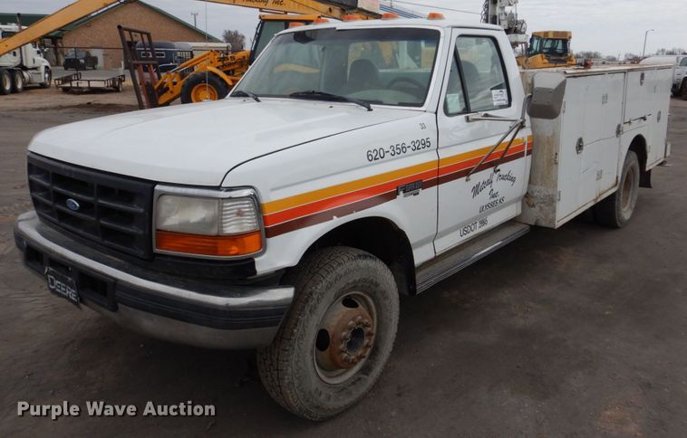 image for item DH4794 1997 Ford F450 Super Duty utility truck