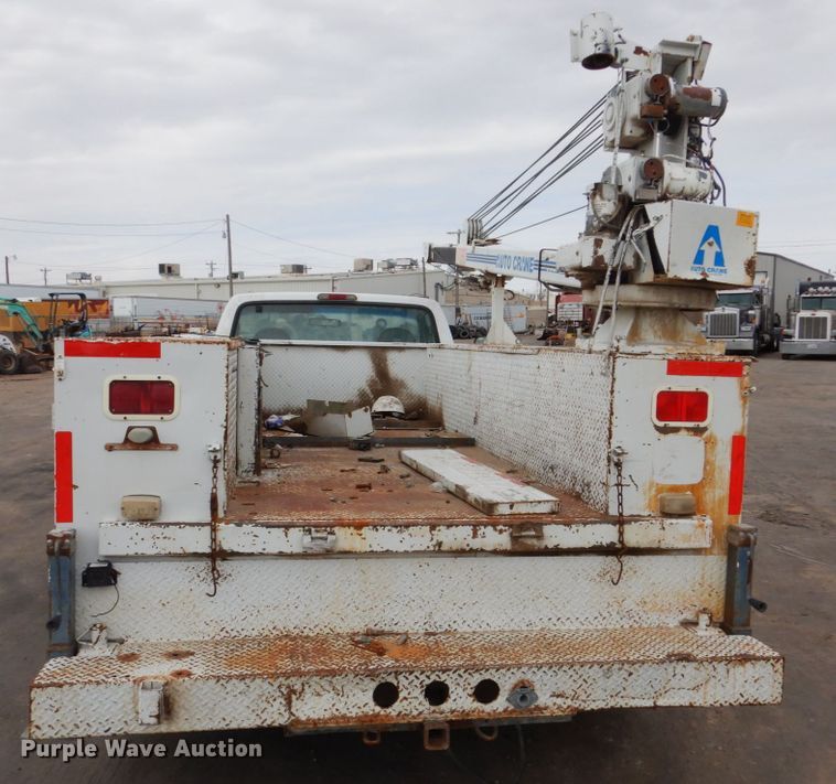 image for item DH4794 1997 Ford F450 Super Duty utility truck