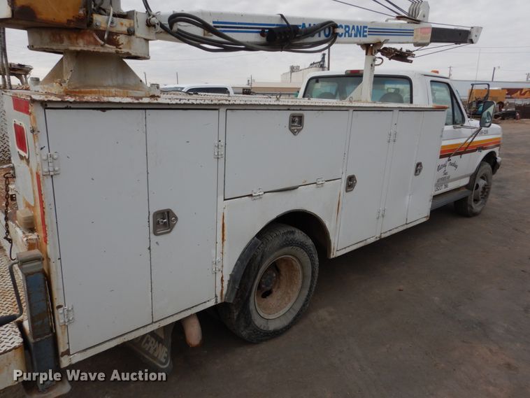image for item DH4794 1997 Ford F450 Super Duty utility truck