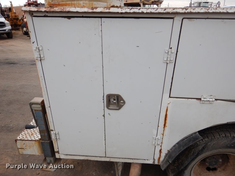 image for item DH4794 1997 Ford F450 Super Duty utility truck