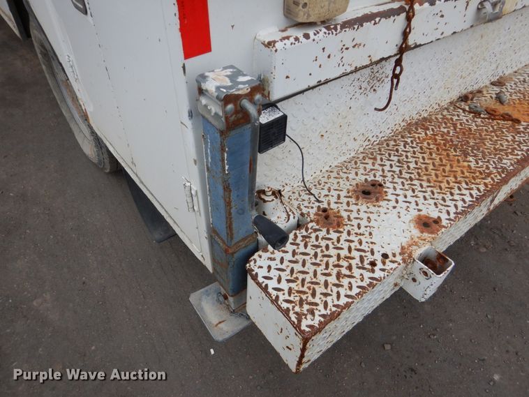 image for item DH4794 1997 Ford F450 Super Duty utility truck