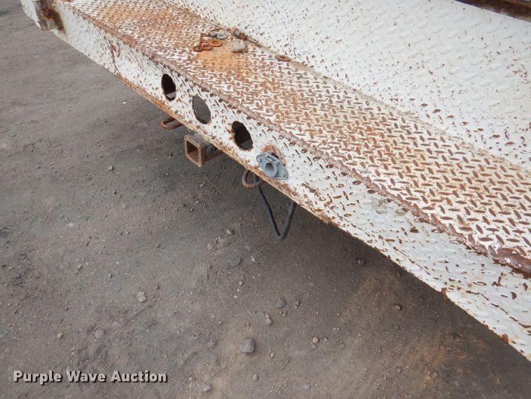 image for item DH4794 1997 Ford F450 Super Duty utility truck