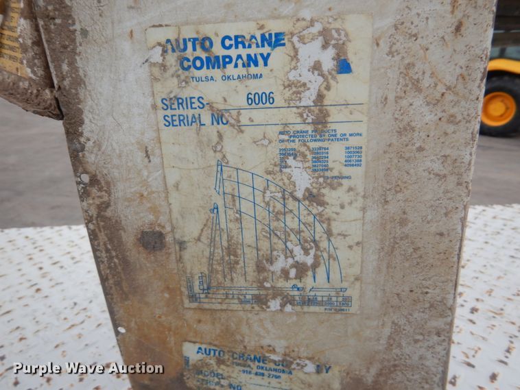 image for item DH4794 1997 Ford F450 Super Duty utility truck