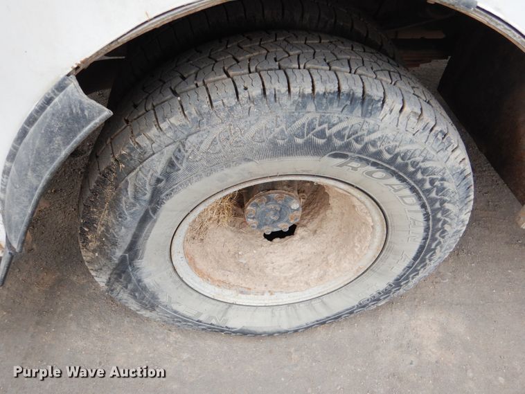 image for item DH4794 1997 Ford F450 Super Duty utility truck