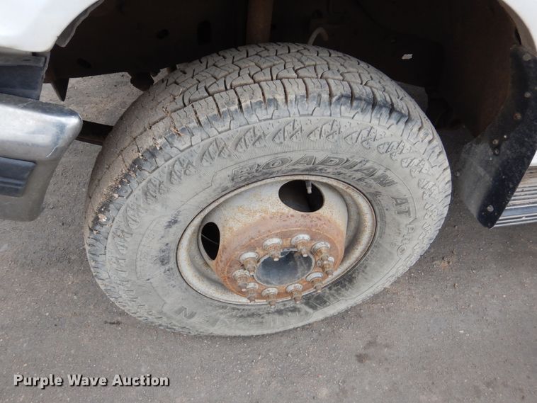 image for item DH4794 1997 Ford F450 Super Duty utility truck