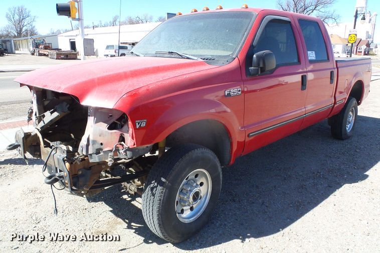image for item DH4821 1999 Ford F250 Crew Cab pickup truck