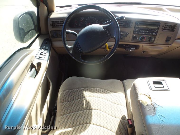 image for item DH4821 1999 Ford F250 Crew Cab pickup truck