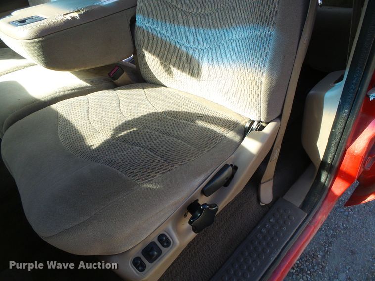 image for item DH4821 1999 Ford F250 Crew Cab pickup truck