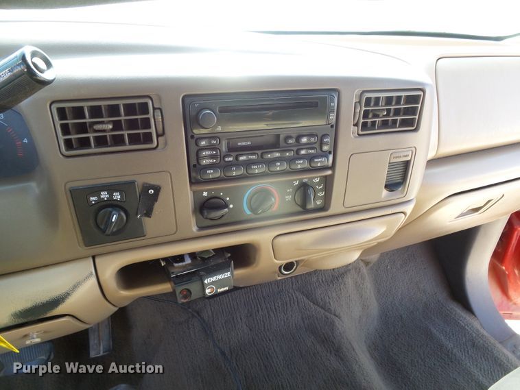 image for item DH4821 1999 Ford F250 Crew Cab pickup truck