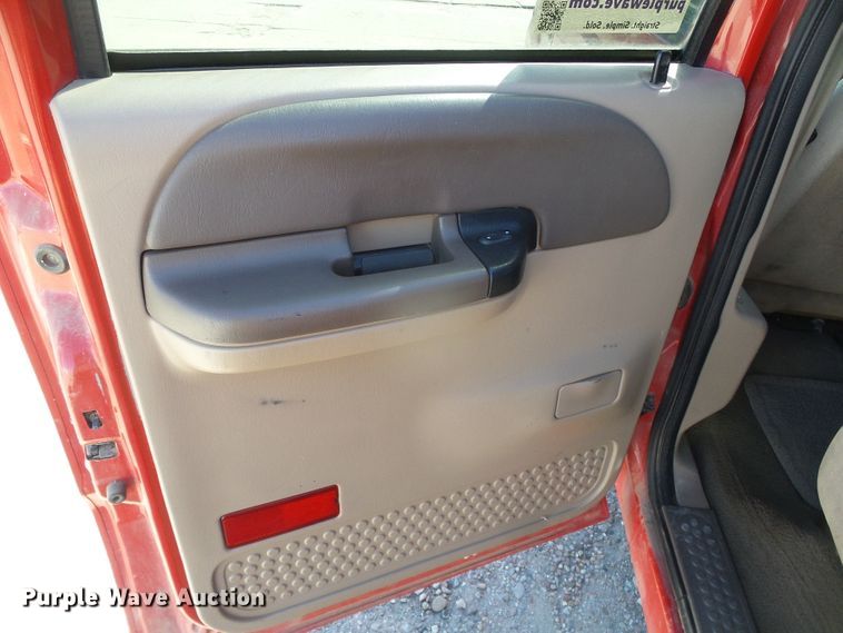 image for item DH4821 1999 Ford F250 Crew Cab pickup truck