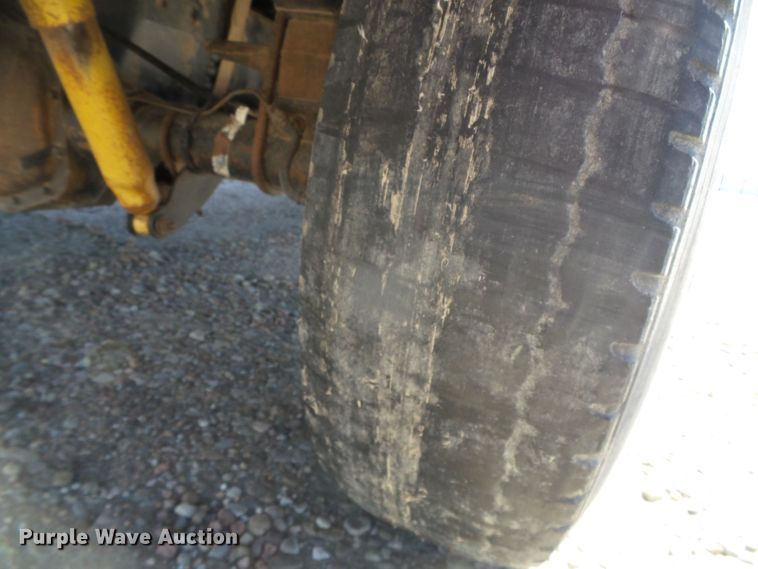 image for item DH4821 1999 Ford F250 Crew Cab pickup truck