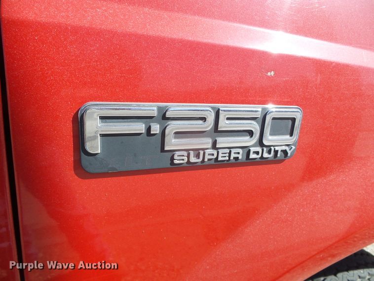 image for item DH4821 1999 Ford F250 Crew Cab pickup truck