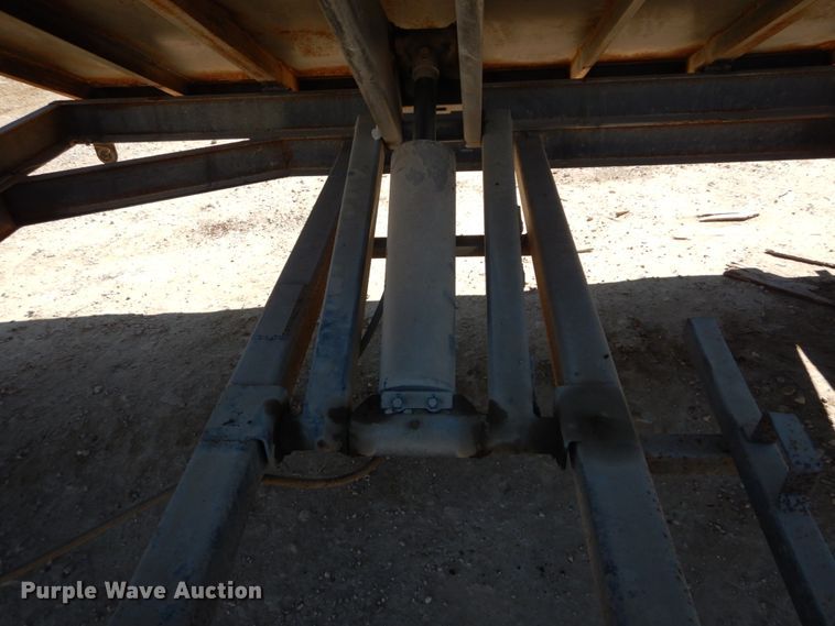 image for item DH5083 2011 Millertime side dump utility trailer