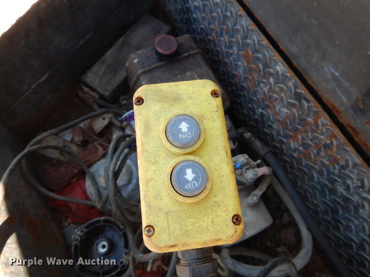 image for item DH5083 2011 Millertime side dump utility trailer