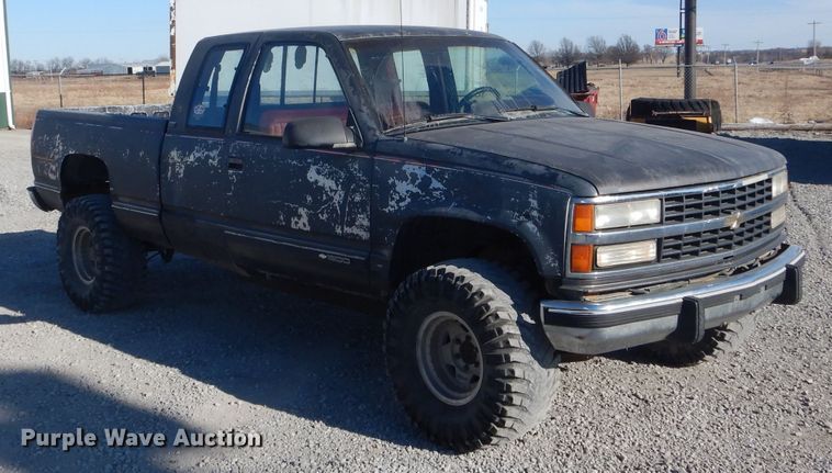 image for item DH6258 1991 Chevrolet K1500 Ext. Cab pickup truck