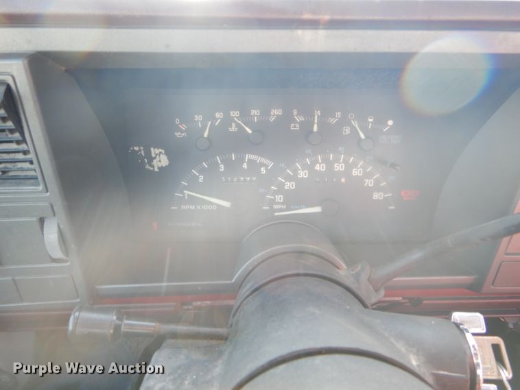 image for item DH6258 1991 Chevrolet K1500 Ext. Cab pickup truck