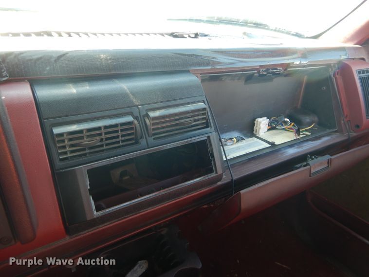 image for item DH6258 1991 Chevrolet K1500 Ext. Cab pickup truck