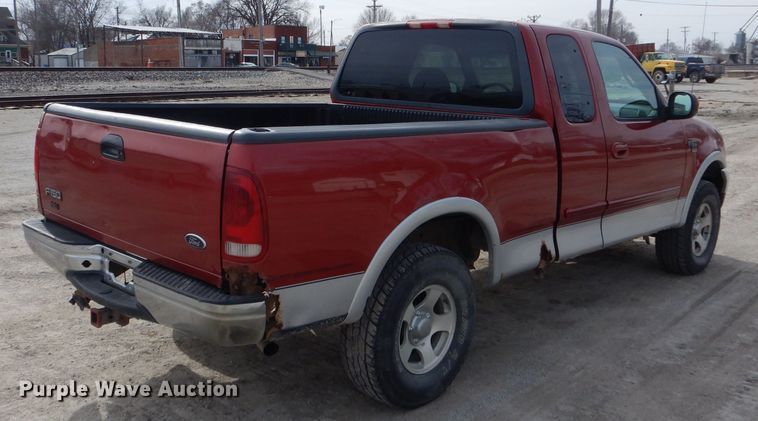 image for item DH6453 1999 Ford F150 XLT SuperCab pickup truck