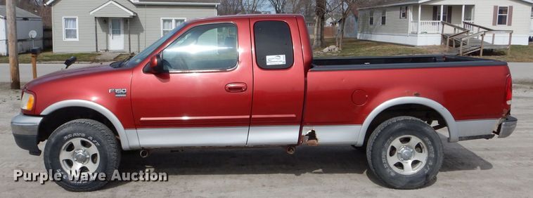 image for item DH6453 1999 Ford F150 XLT SuperCab pickup truck