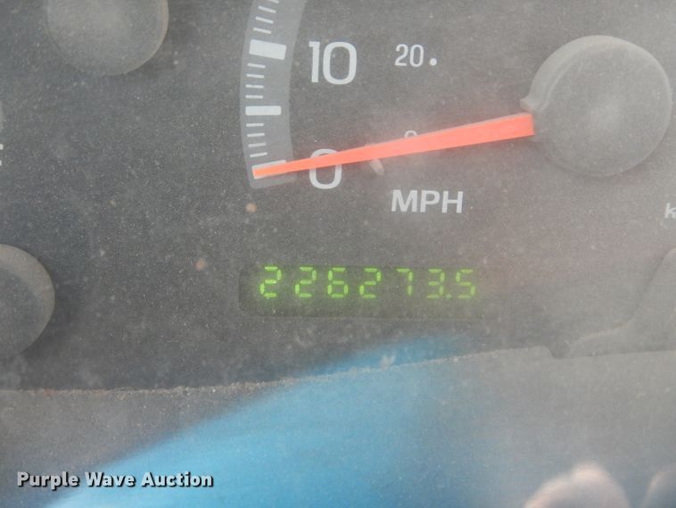 image for item DH6453 1999 Ford F150 XLT SuperCab pickup truck