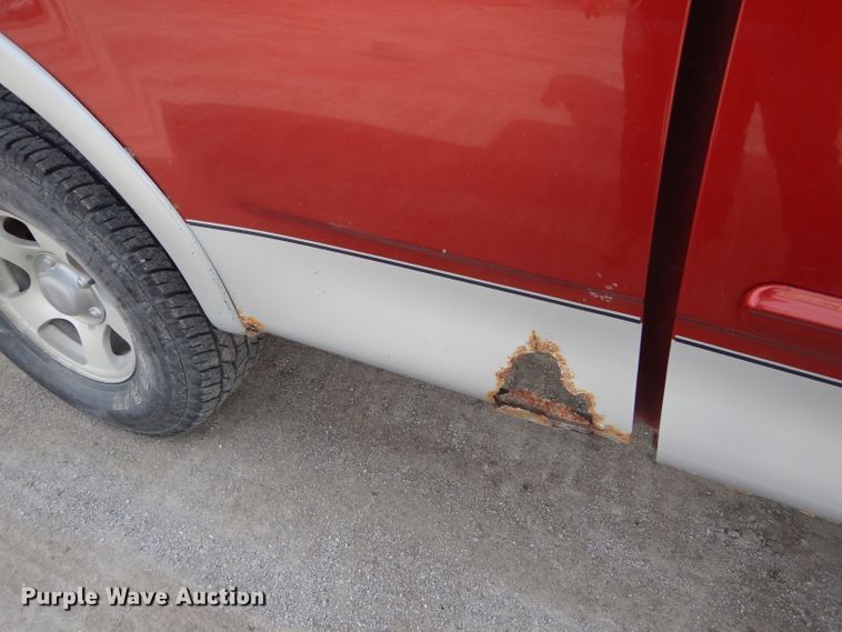 image for item DH6453 1999 Ford F150 XLT SuperCab pickup truck