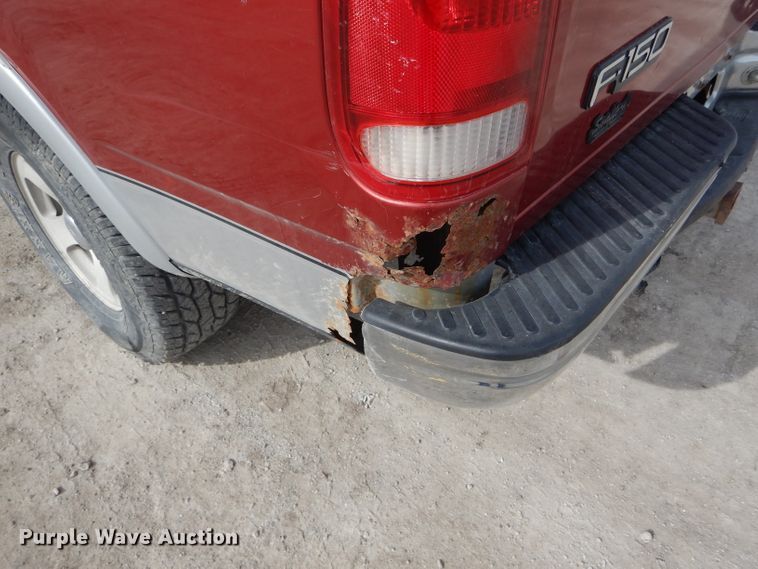 image for item DH6453 1999 Ford F150 XLT SuperCab pickup truck