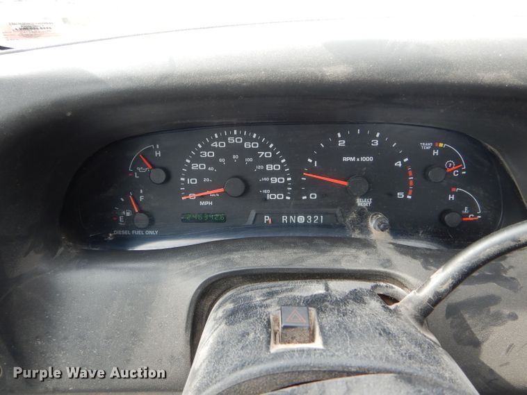 image for item DH6454 2004 Ford F250 Super Duty XL pickup truck