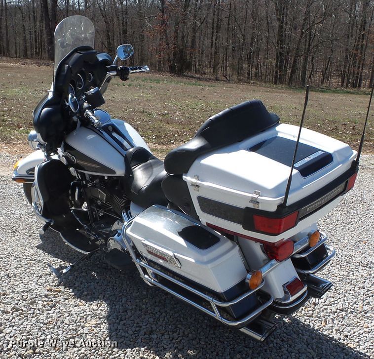 image for item DH7898 2008 Harley Davidson FLHTCU Ultra Classic motorcycle