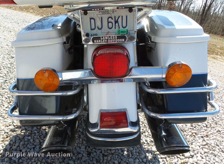 image for item DH7898 2008 Harley Davidson FLHTCU Ultra Classic motorcycle